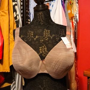 Cacique 42F Lightly Lined Full Coverage Bra